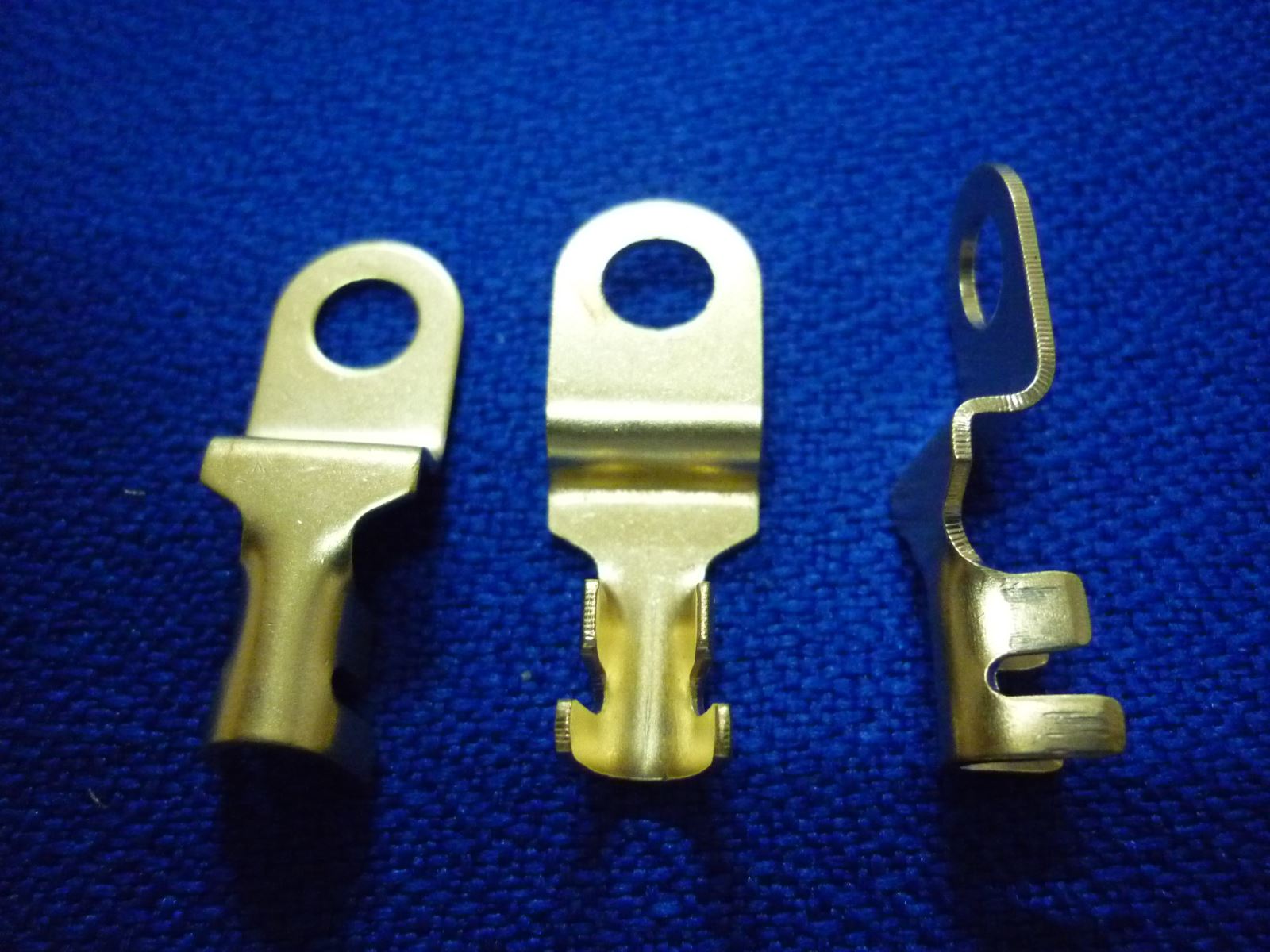 Tiếp điểm 001